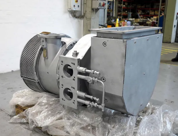 Image 4 of 5 - MAN B&W - NR 26/25