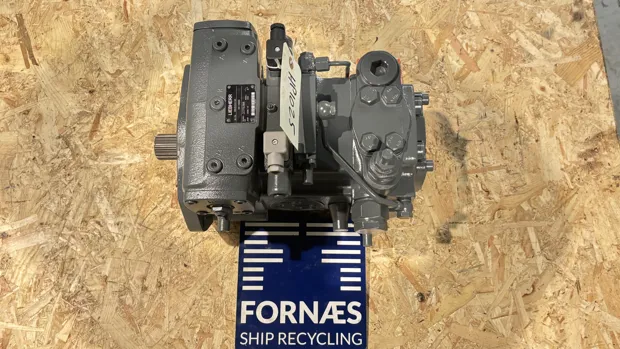 Image 7 of 10 - HP1025