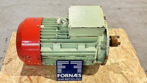 Image 5 of 8 - Lönne - VC200LK04