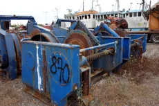 Split winch