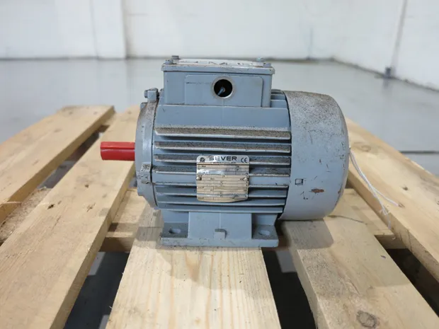 Image 1 of 3 - Server - 1.ZK 80 B-4