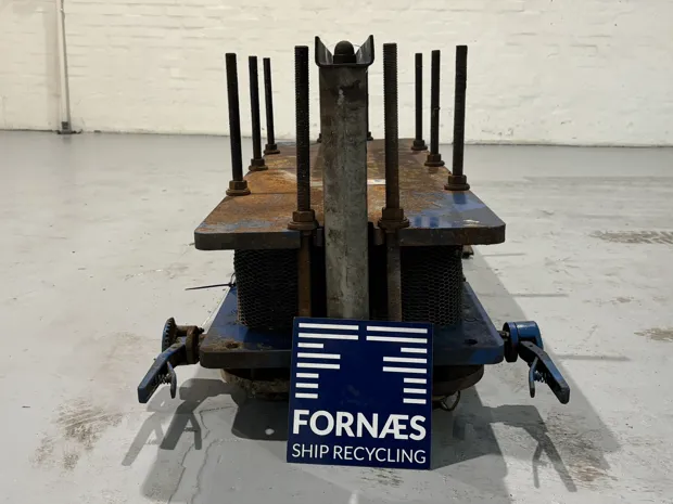 Image 4 of 9 - APV - N35