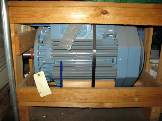 Image 1 of 2 - ABB - M3AA 180 LB2