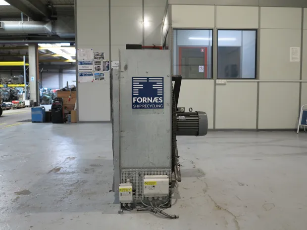 Image 2 of 8 - No plate