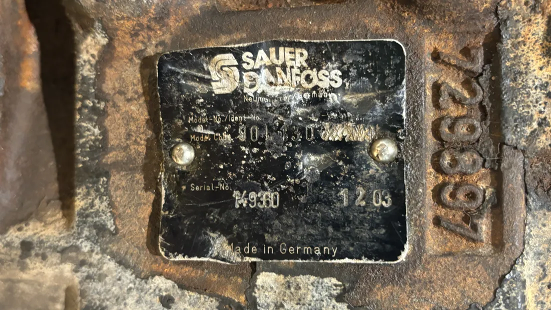 Image 12 of 12 - HP982