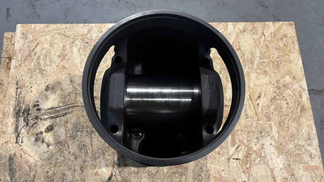 Image 12 of 12 - MaK - M 32