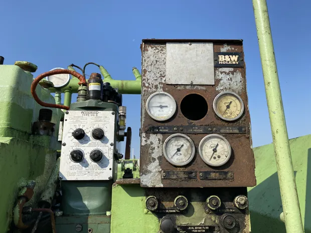 Image 6 of 8 - B&W Holeby