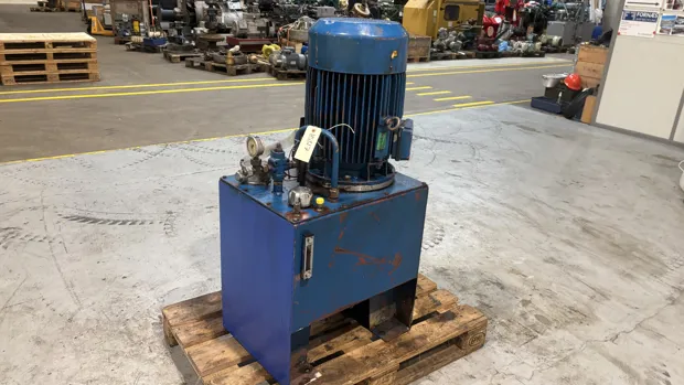 Image 4 of 10 - HS317