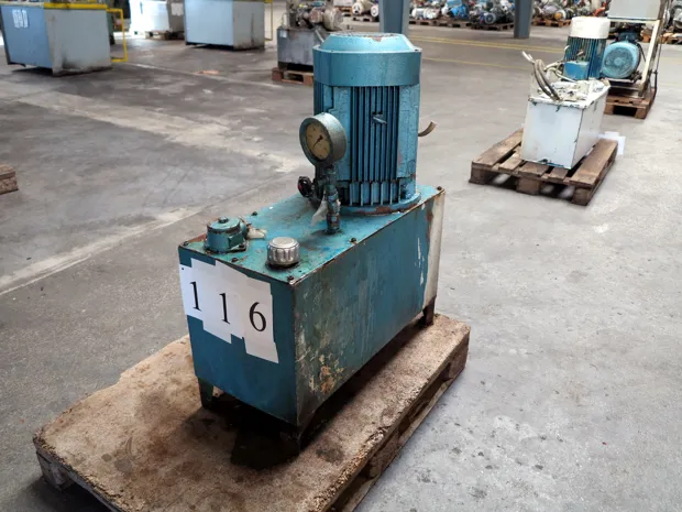Image 2 of 5 - HS116