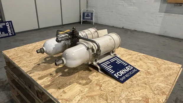 Image 4 of 7 - Parker Racor - 751000MAXM