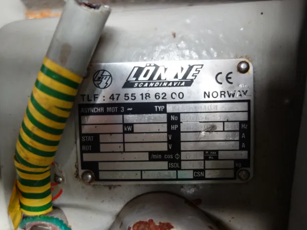 Image 2 of 4 - HP814