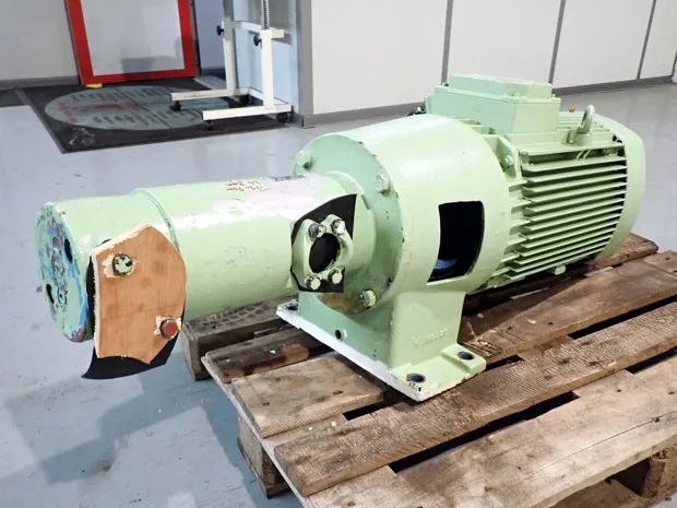 Image 2 of 5 - IMO - B4F 052N2