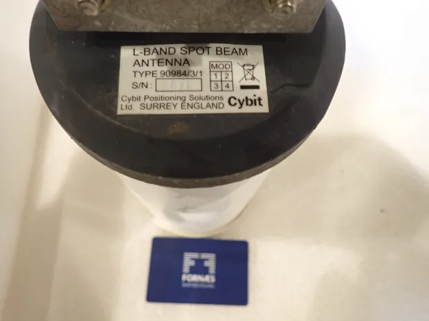 Image 2 of 2 - VERIPOS - Cybit	909884/3/1	L- BAND SPOT BEAM ANTENNA