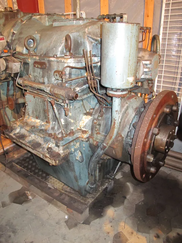 Image 17 of 20 - Volda Liaaen - AG 500C