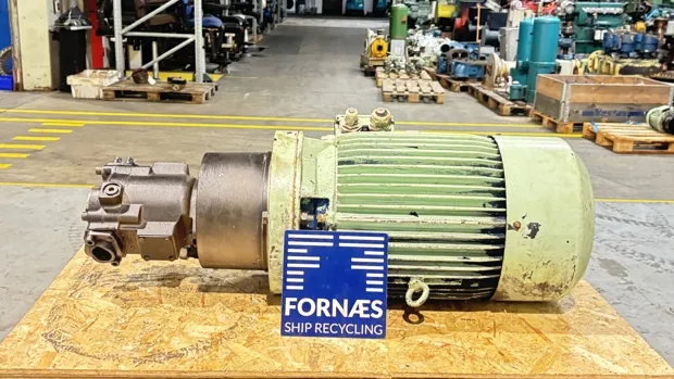 Image 6 of 9 - HP1037