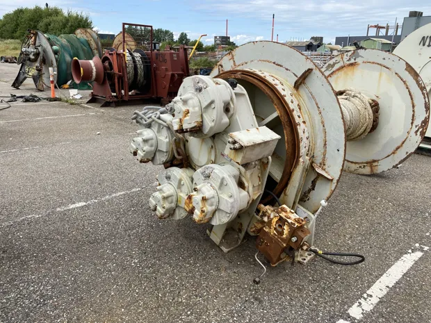 Image 3 of 6 - ND379