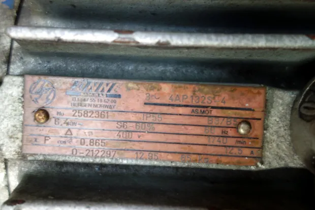 Image 3 of 4 - HP833