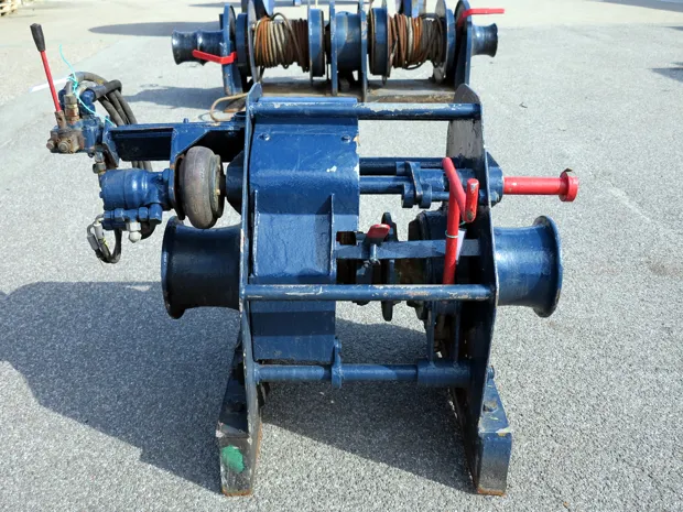 Image 1 of 6 - Anchor winch