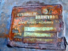 Anchor winch