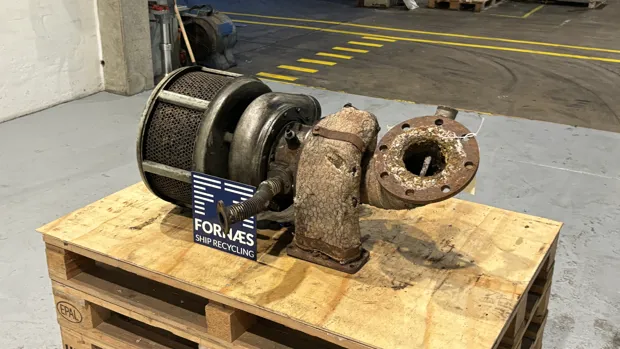 Image 10 of 11 - Napier - C-045 S/C2