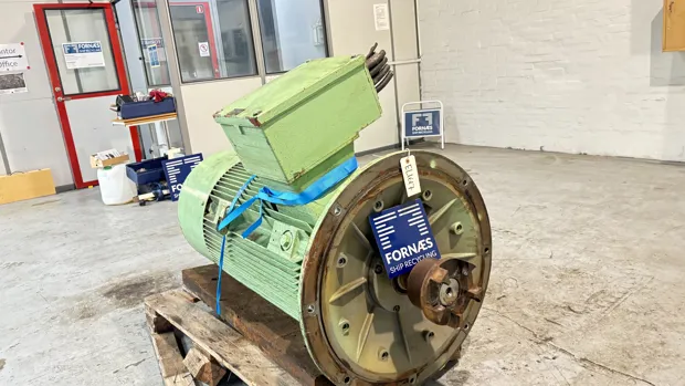 Image 6 of 8 - Lönne - 14BG 319-4AA96-Z 315L