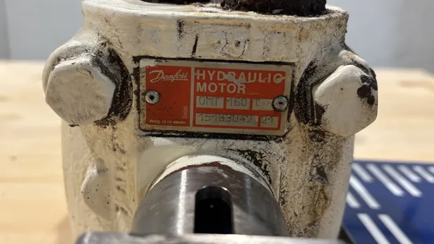 Image 11 of 13 - Danfoss - OMT 160 T