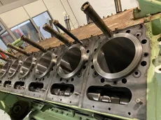 Caterpillar - 3512