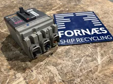 Merlin Gerin - Compact