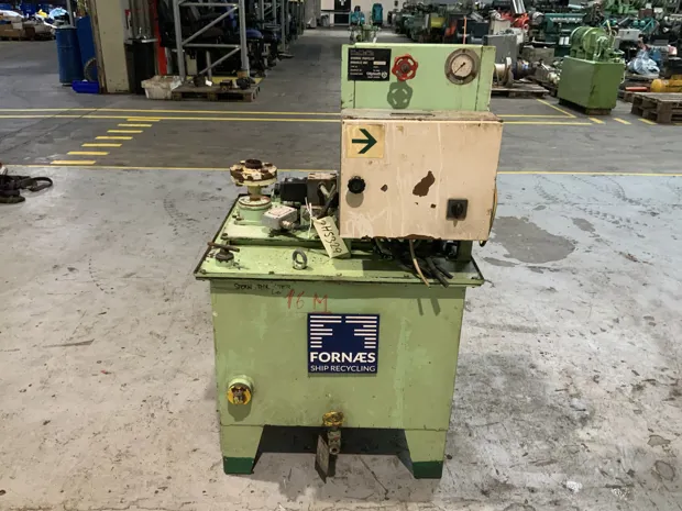 Image 3 of 8 - HS329