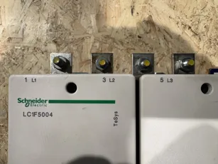 Schneider - LC1F5004