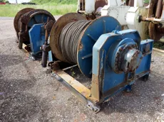 Split winch