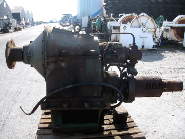 Image 5 of 6 - Ulstein - 220