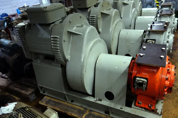 Image 1 of 3 - Brattvaag - G16-109-12 Clockwise