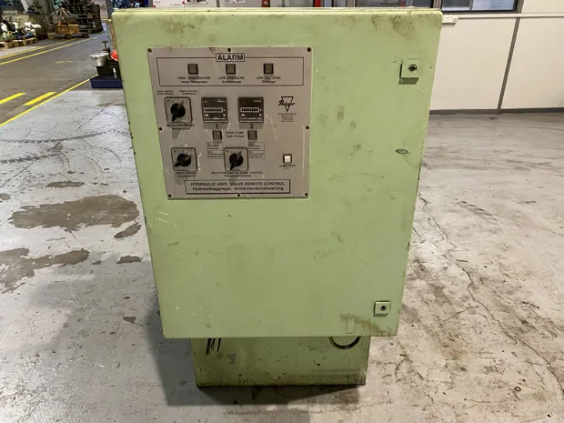 Image 4 of 8 - HS321