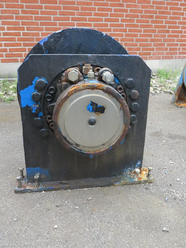 Image 3 of 5 - Tackle winch