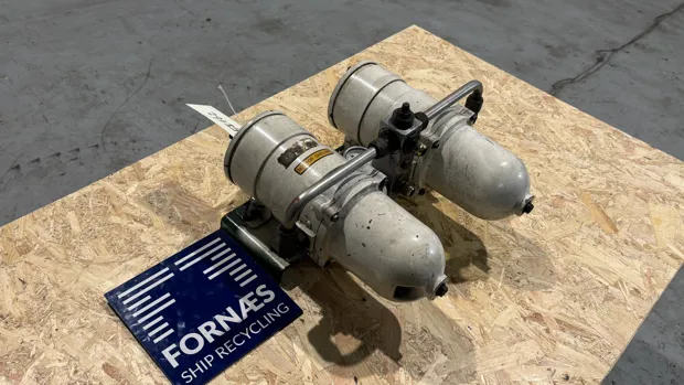 Image 2 of 7 - Parker racor - 75900MAX