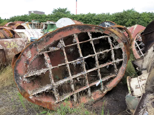 Image 5 of 6 - Ulstein - 90 TV B