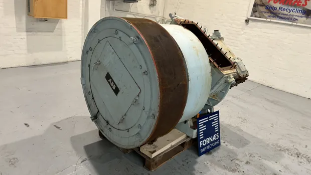 Image 6 of 10 - ABB - VTR354P11