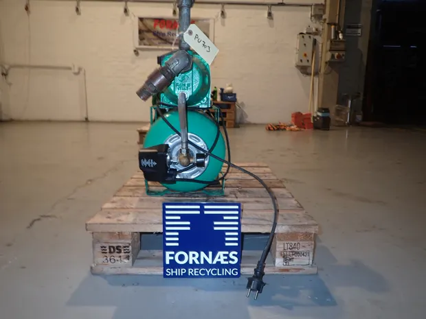 Image 1 of 5 - Marina - CAM 40/22