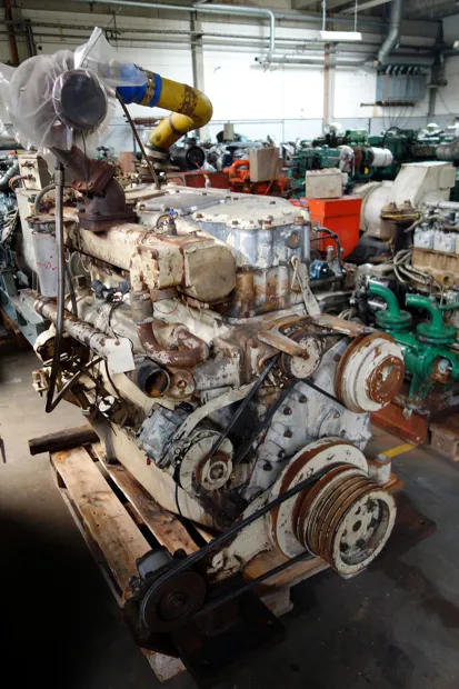 Image 5 of 8 - Cummins - NT-855-M1