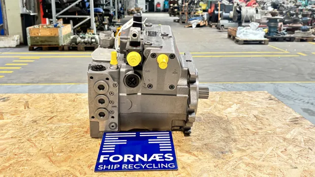 Image 6 of 9 - HP1024