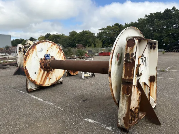 Image 3 of 5 - ND391