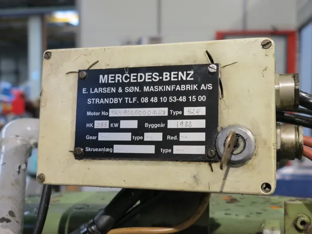 Image 8 of 8 - Mercedes - OM 424