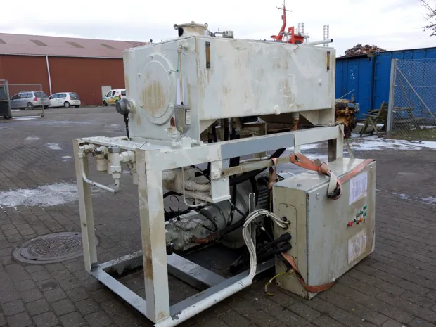 Image 3 of 3 - HS255