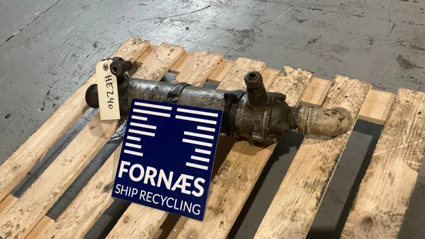 Image 2 of 5 - Bowman - EC140