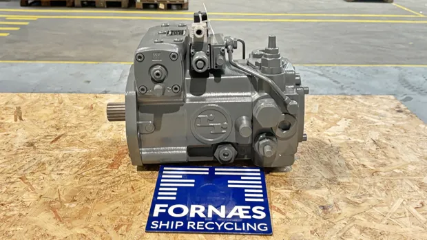 Image 5 of 10 - HP1025