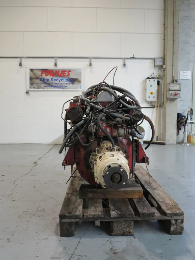 Image 4 of 5 - Ford - 2725E