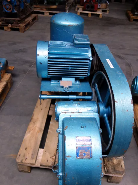 Image 2 of 5 - Iron Pump - BC-T 6A