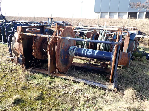 Image 1 of 5 - Trawl winch