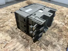 Merlin Gerin - Compact